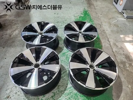 판교 폭스바겐 비틀 18인치 휠 스크래치로 인한 다이아컷팅 휠복원 작업 후기 / 성남시 시흥동