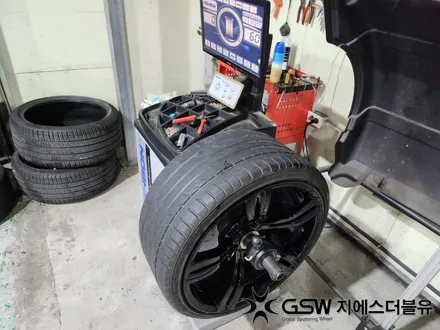 경기광주 BMW 휠도색 5시리즈 20인치휠 블랙유광 크롬 휠도색 작업 후기 / 성남시 시흥동