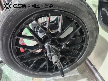 포르쉐 마칸 20인치휠 강남 휠도색 깔끔한 블랙유광 크롬 도색 / 성남시 시흥동