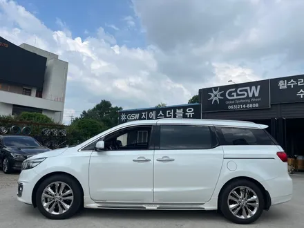 올뉴카니발 19인치 크롬 상처로 인한 휠복원 및 휠도색 차량 탁송 처리 작업 후기입니다 / 성남시 시흥동