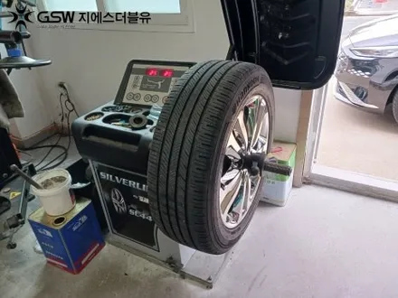청주 휠도색 카니발 19인치휠 화이트 크롬 작업 후기 / 성남시 시흥동