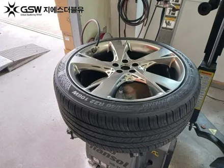 제네시스 GV80 22인치휠 반광 스크래치 세종 휠복원 / 성남시 시흥동
