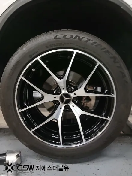 판교 벤츠 GLC43 AMG 휠 복원, 미세 스크래치까지 완벽 제거! 20인치 다이아컷팅의 정석 / 성남시 시흥동