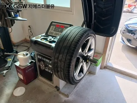 의왕 휠수리 제네시스 G80 20인치휠 반광 스크래치 휠수리 작업 후기 / 성남시 시흥동