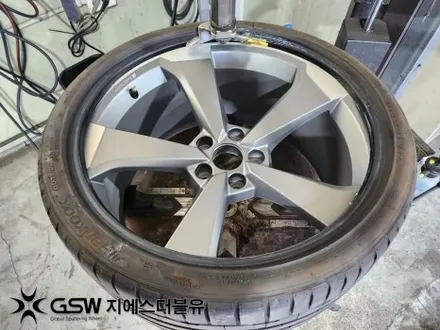 성남 아우디 A5 20인치휠 다이아컷팅 휠복원 작업 후기 / 성남시 시흥동