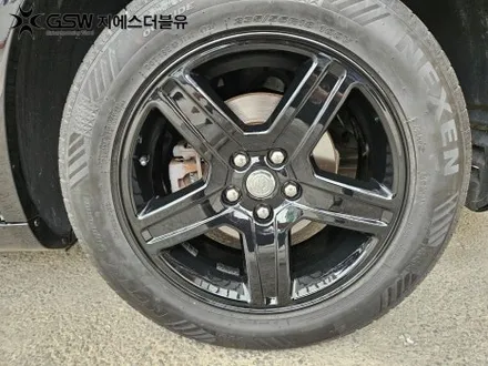 크라이슬러 300C 18인치휠 블랙유광 안성 휠도색 / 성남시 시흥동