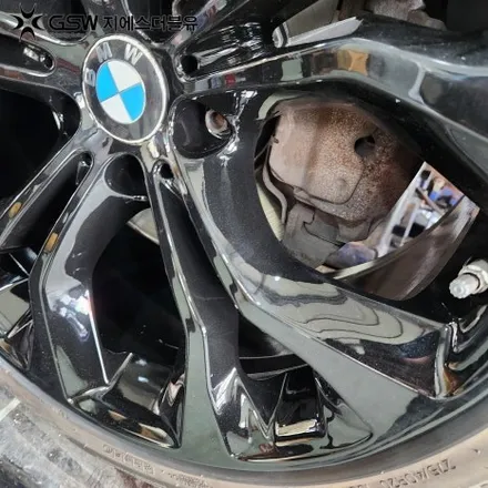 판교 BMW X6 휠도색 순정 컷팅휠에서 블랙 유광으로 드레스업 / 성남시 시흥동