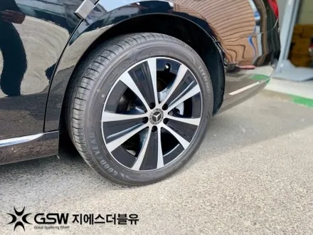 수원 벤츠 휠복원 E300 18인치 휠 스크래치로 인한 다이아컷팅 휠복원 / 성남시 시흥동