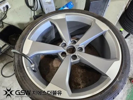 성남 아우디 A5 20인치휠 다이아컷팅 휠복원 작업 후기 / 성남시 시흥동