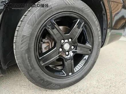 크라이슬러 300C 18인치휠 블랙유광 안성 휠도색 / 성남시 시흥동