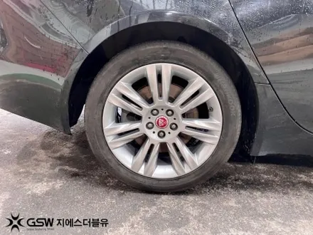 대구 휠복원 재규어 XF 18인치휠 실버 스크래치 작업 후기 / 성남시 시흥동