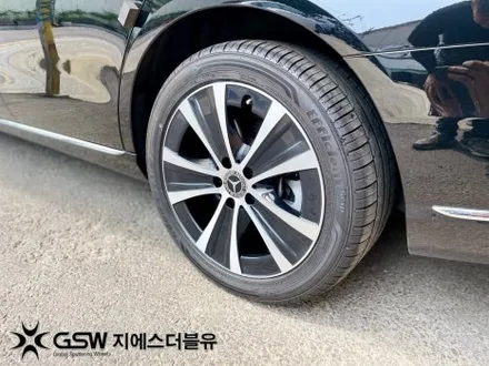 수원 벤츠 휠복원 E300 18인치 휠 스크래치로 인한 다이아컷팅 휠복원 / 성남시 시흥동