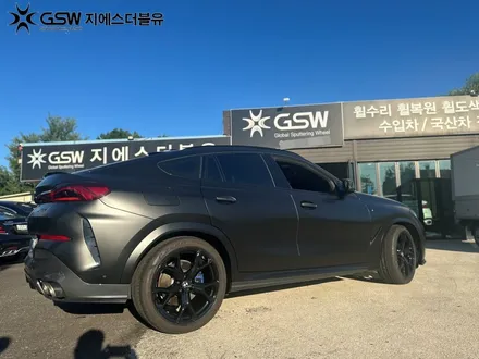BMW X6 M40I 21인치휠 블랙유광 하남 휠도색 / 성남시 시흥동