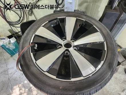 판교 폭스바겐 비틀 18인치 휠 스크래치로 인한 다이아컷팅 휠복원 작업 후기 / 성남시 시흥동