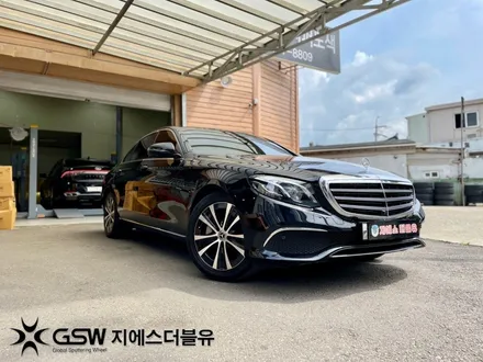 수원 벤츠 휠복원 E300 18인치 휠 스크래치로 인한 다이아컷팅 휠복원 / 성남시 시흥동