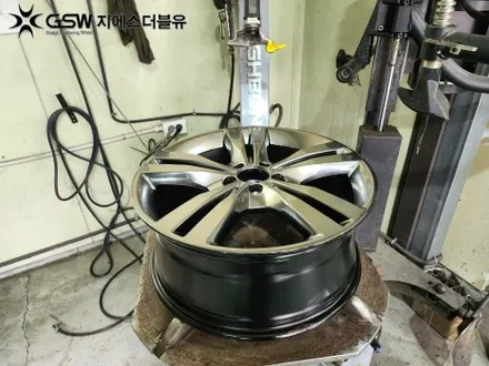 벤츠 휠도색 ML350 19인치 오래된 휠 새휠로 도색하는 방법은? / 성남시 시흥동