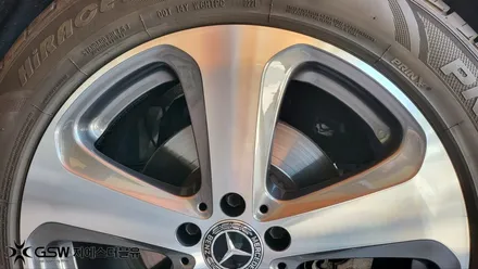 강남 휠복원 벤츠 GLC 220D 19인치휠 다이아컷팅 작업 / 성남시 시흥동