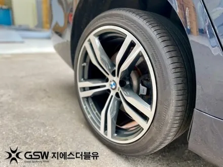 수원 BMW 휠복원 G바디 750LI 20인치 다이아컷팅휠복원 / 성남시 시흥동
