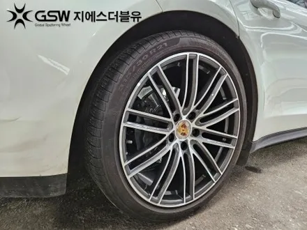 판교 포르쉐 파나메라 4S 21인치휠 다이아컷팅 휠복원 잘하는 업체 소개해 드립니다! / 성남시 시흥동