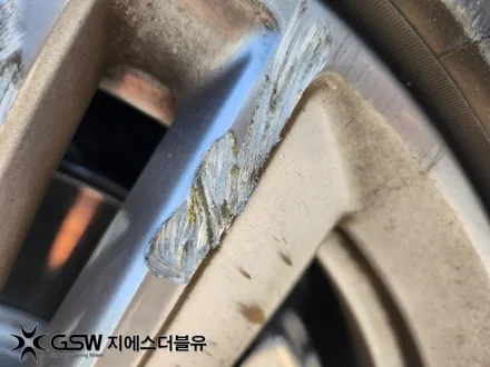 BMW X1 18인치휠 블랙크롬 판교 휠도색 / 성남시 시흥동