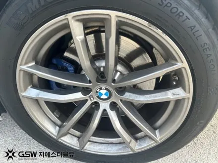 BMW 530i 순정휠 손상? 판교에서 블랙 유광 휠도색으로 해결 / 성남시 시흥동