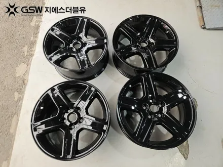 수원 크라이슬러 300C 18인치휠 순정휠에서 블랙유광 휠도색 작업 후기 / 성남시 시흥동
