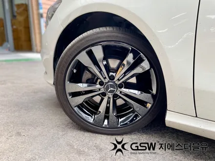 수원 벤츠 휠 도색 CLA 200D 18인치휠 블랙크롬 잘하는 업체 소개해 드립니다! / 성남시 시흥동