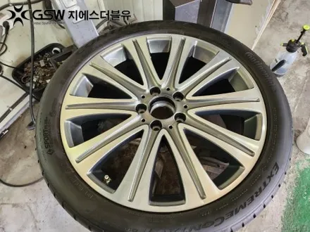 벤츠 E450 19인치휠 다이아컷팅 수원 휠복원 잘하는 업체! 지에스 더블유! / 성남시 시흥동