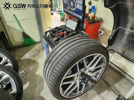 수원휠복원 벤츠 AMG GT 21인치휠 다이아컷팅 작업 후기 / 성남시 시흥동