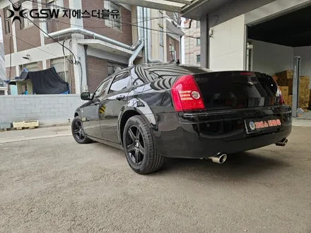 수원 크라이슬러 300C 18인치휠 순정휠에서 블랙유광 휠도색 작업 후기 / 성남시 시흥동