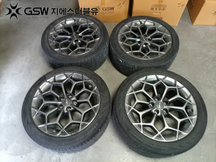 서울 휠수리 제네시스 G80 19인치휠 반광 스크래치 휠수리 작업 후기 / 성남시 시흥동