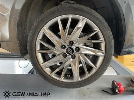 하남 그랜저 IG 19인치휠 순정휠에서 블랙크롬 휠도색 작업 후기 / 성남시 시흥동