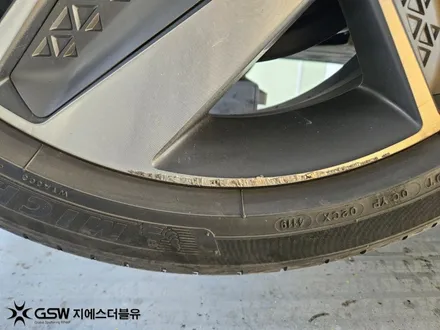 광주휠복원 넥쏘 19인치 컷팅휠 작업 잘하는 업체! GSW! / 성남시 시흥동