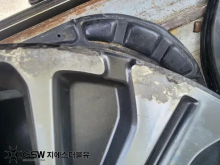 기아 K7 하이브리드 17인치휠 컷팅휠 대구 휠복원 / 성남시 시흥동