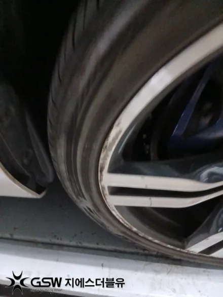 판교 BMW 6GT 20인치휠, 다이아컷팅 휠복원으로 다시 새 차 느낌! / 성남시 시흥동