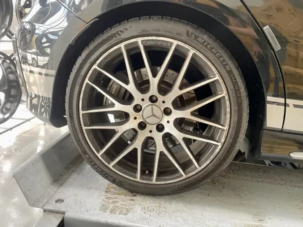 판교 벤츠 A45 AMG 휠복원 순정 19인치 다이아컷팅 분체도장 휠 수리장착 작업 후기 / 성남시 시흥동