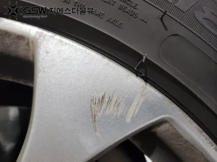하남 벤츠 휠복원 E클래스 18인치휠 실버 스크래치 휠복원 장착 작업 후기 / 성남시 시흥동