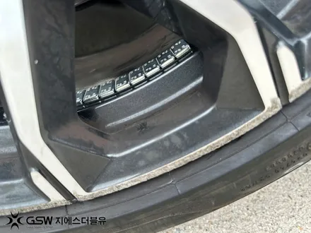 BMW X6 M40I 21인치휠 블랙유광 하남 휠도색 / 성남시 시흥동