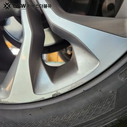 판교 BMW X6 휠도색 순정 컷팅휠에서 블랙 유광으로 드레스업 / 성남시 시흥동