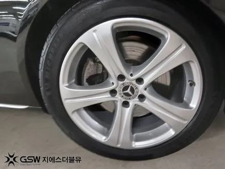 수원 벤츠 E300 휠 긁힘, 서비스센터 교체 전 이 글부터 확인해 보세요 / 성남시 시흥동