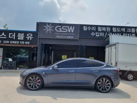 [테슬라 휠 복원] 지에스더블유 수입차휠수리 수입차휠복원 전주휠 익산휠 군산휠 대전휠 광주휠 전주휠수리 전주휠복원 스퍼터링 블랙크롬 분체도장 휠도장 휠도색 / 광주 서구 매월동