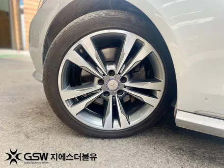 [동탄휠복원] 벤츠 E300 순정 18인치 휠 다이아컷팅 휠 복원 잘하는 업체! / 광주 서구 매월동