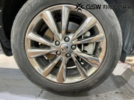 [오산휠도색] 카니발 19인치 휠 특별한 화이트 크롬 휠도색 작업 후기 / 광주 서구 매월동
