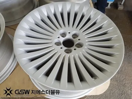 벤츠 휠복원 S350D 18인치휠 판교 휠복원 / 광주 서구 매월동