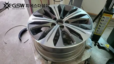 광주 휠복원 기아 K8 18인치휠 다이아컷팅 휠복원 잘하는 업체! 지에스 더블유! / 광주 서구 매월동