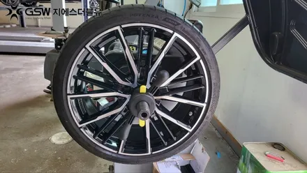 BMW휠복원 M135I 19인치 컷팅휠작업 잘하는 업체! GSW! / 광주 서구 매월동