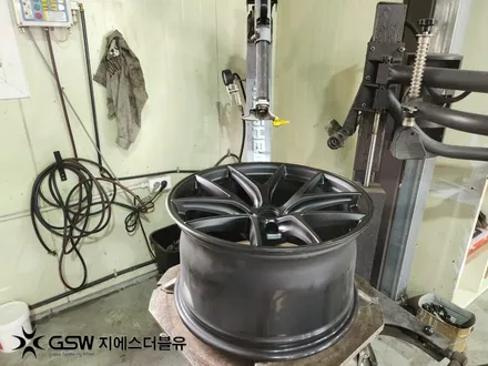 BMW M4 BBS 사제휠 19인치 블랙무광 휠도색 작업 후기 / 광주 서구 매월동