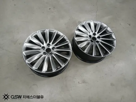 부산 휠복원 에쿠스 19인치 반광 스퍼터링 / 광주 서구 매월동