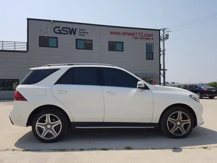 전주벤츠GLS21인치휠복원도색[전주휠복원수리][전주크롬휠복원][전주벤츠휠복원][전주BMW휠][전북휠복원][전북휠도색][전주크롬휠복원][블랙크롬휠도색][전주수입차중고휠] / 광주 서구 매월동