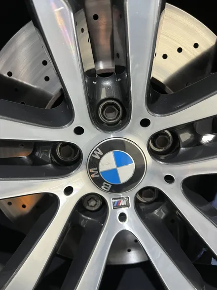 BMW X5 휠복원 휠도색[전주BMW X5휠복원][대전BMW X5휠복원휠도색][광주컷팅휠복원][광주휠도색][광주중고휠][분체도장][수입차휠복원] / 광주 서구 매월동